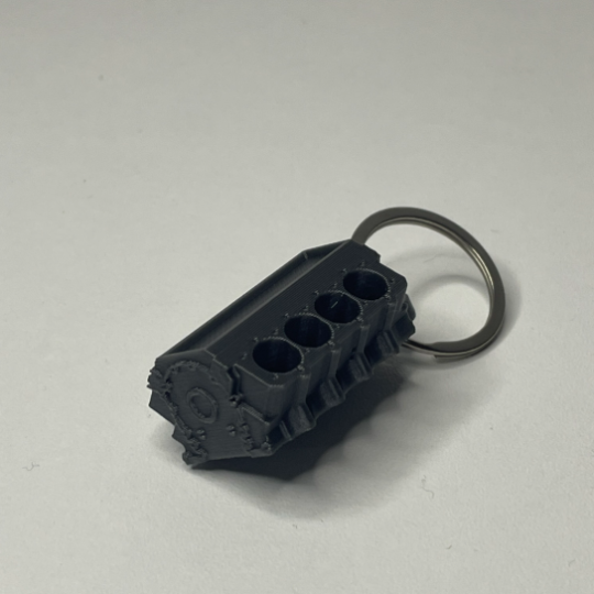 V8 Motor Bloğu Anahtarlık